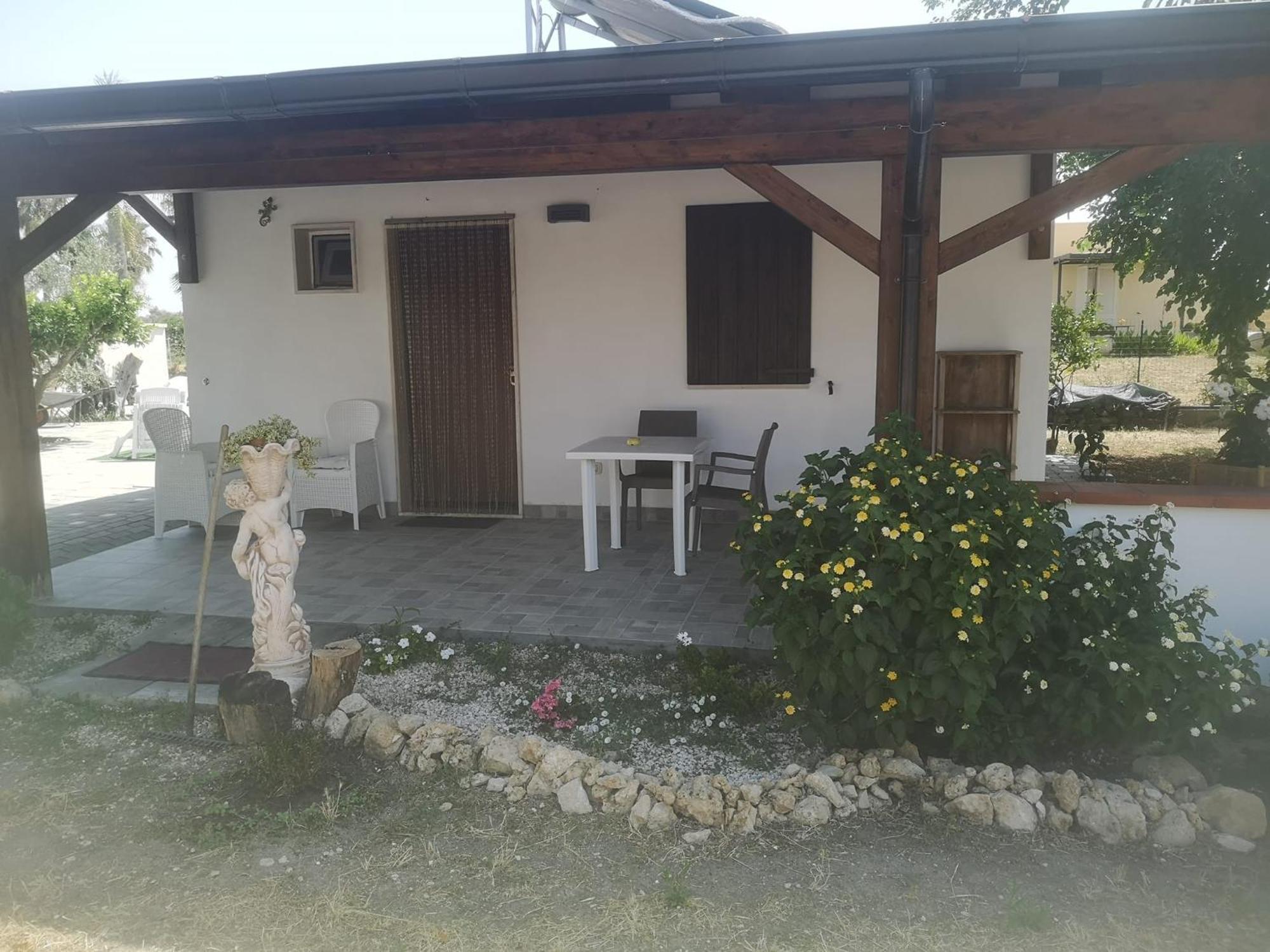 B&B Angolo Magico Parabita Εξωτερικό φωτογραφία