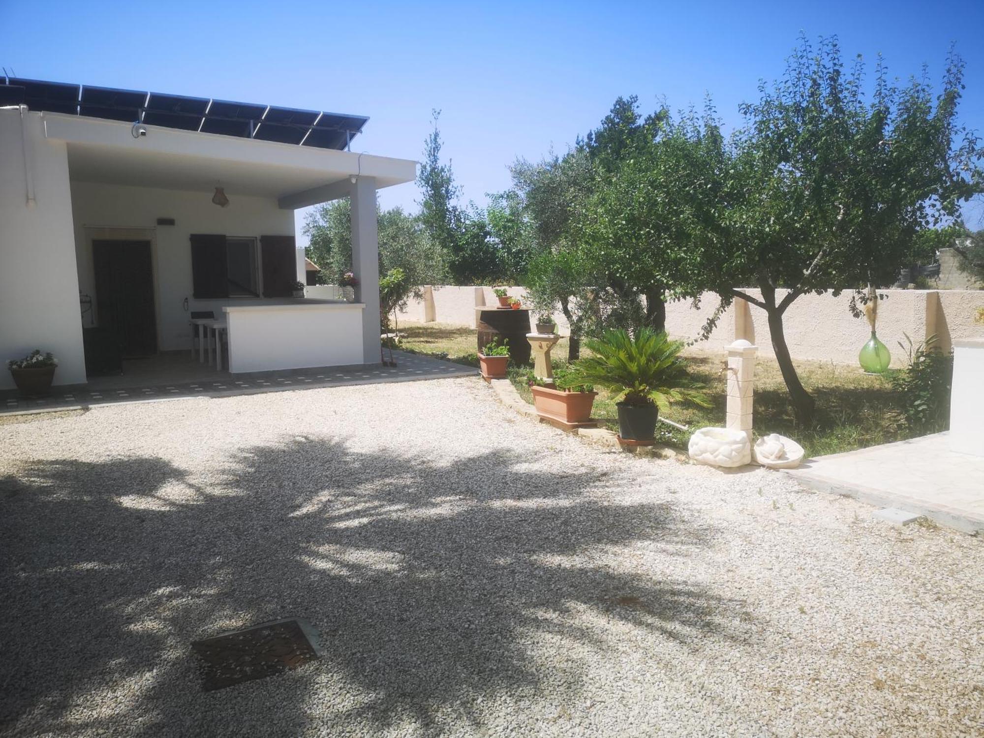 B&B Angolo Magico Parabita Εξωτερικό φωτογραφία