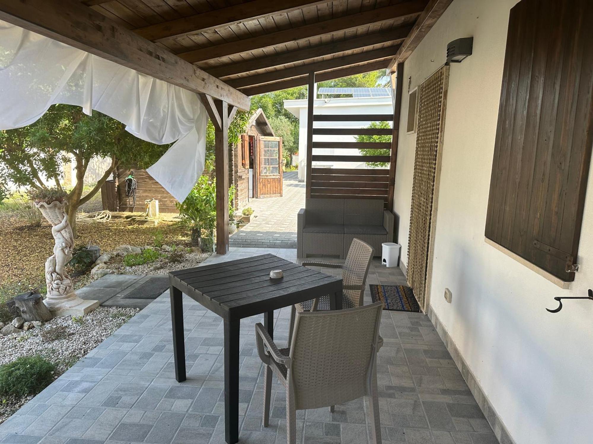 B&B Angolo Magico Parabita Εξωτερικό φωτογραφία